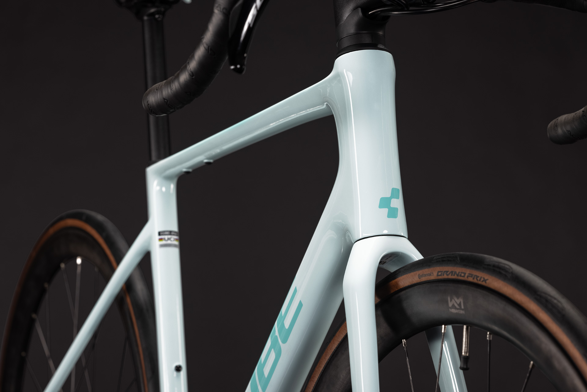 Cube Attain C:62 Race - 50 cm/28 Zoll